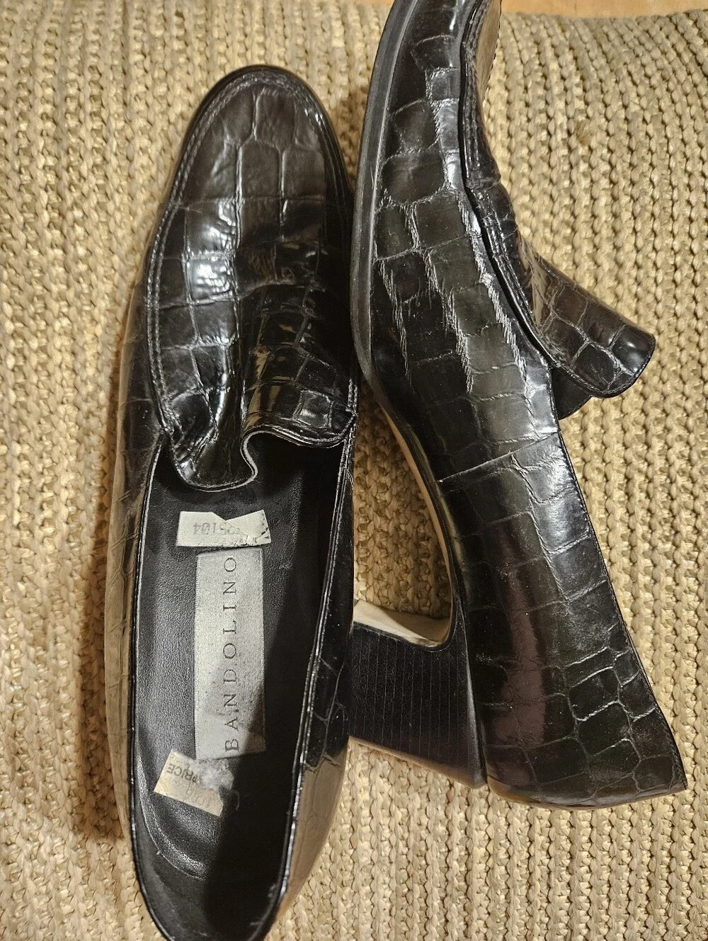 Bandolino Black Croc-Embossed Slip-On Loafers